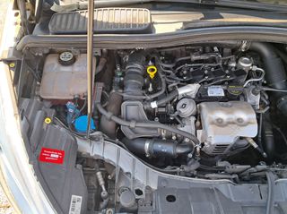 Ford C-Max 2016-thumb-32