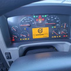 Ποτάδικο Volvo 2013 FE320-thumb-8