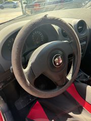 Seat Ibiza 2005-thumb-8