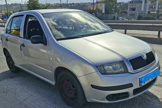 Skoda Fabia 2005-thumb-2