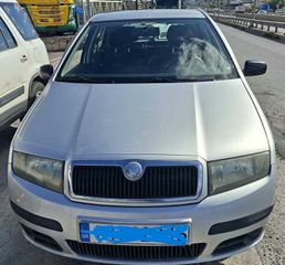 Skoda Fabia 2005-thumb-3