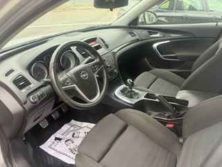 Opel Insignia 2009 1.6 Turbo-thumb-4