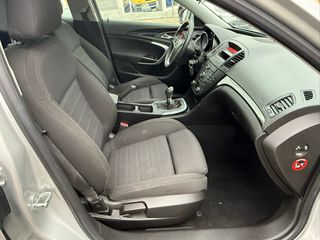 Opel Insignia 2009 1.6 Turbo-thumb-8