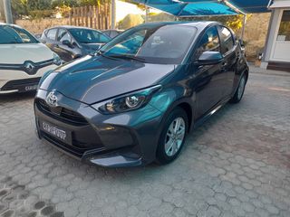 Toyota Yaris 2024 HYBRID-thumb-1