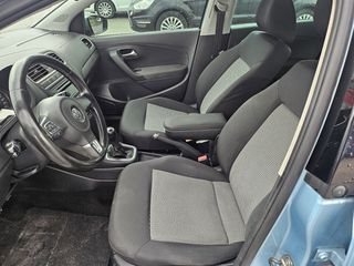Volkswagen Polo 2011-thumb-10