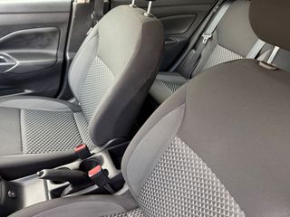 Nissan Micra 2023-thumb-9