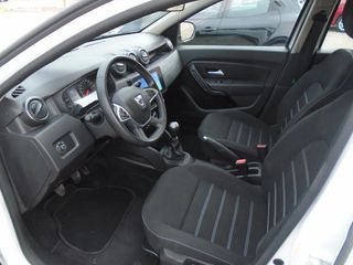 Dacia Duster 2022-thumb-11