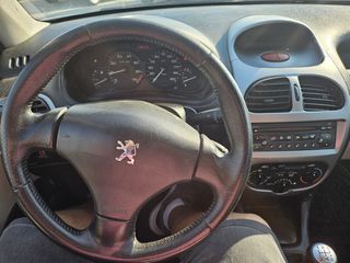 Peugeot 206 2005-thumb-11