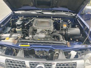 Nissan Navara 2004 2.5 133 ps-thumb-9