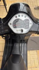 Piaggio GTS 300 2008-thumb-4
