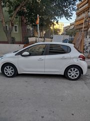 Peugeot 208 2018
