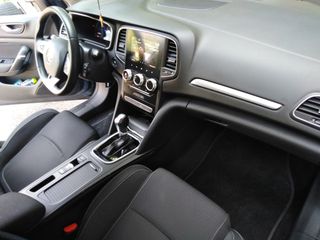 Renault Megane E-TECH 2021 Hybrid E-Tech  Bussiness  Automatic-thumb-14