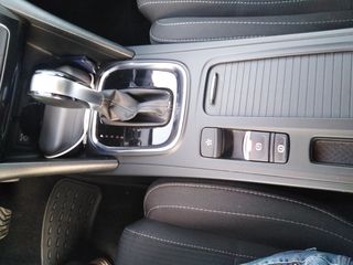 Renault Megane E-TECH 2021 Hybrid E-Tech  Bussiness  Automatic-thumb-23