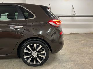 Hyundai i 30 2018 1.4•140hp•Led•Navi•Keyless•Camera•-thumb-6