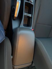 Ford C-Max 2018-thumb-11