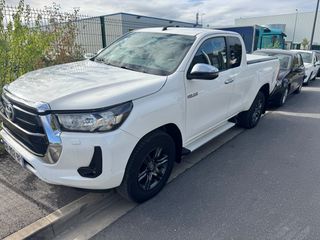 Toyota Hilux 2021 '' 4X4  1,5 KAMPINA''ATRAKARISTO '''ABAFO''