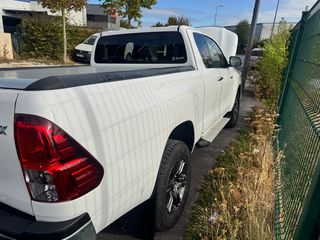 Toyota Hilux 2021 '' 4X4  1,5 KAMPINA''ATRAKARISTO '''ABAFO''-thumb-4
