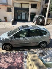 Renault Scenic 2004-thumb-1