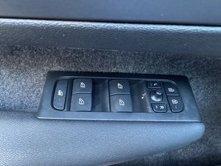 Volvo XC40 2022 ΜΟΜΕΝΤUM T3 163HP GEARTRONIC AT8/PANORAMA/ΕΛΛΗΝΙΚΟ/47.000ΧΛΜ-thumb-49