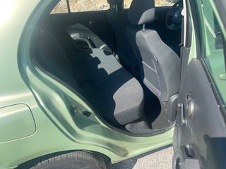 Nissan Micra 2005-thumb-4