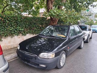 Ford Escort 1999