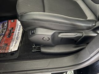 Opel Grandland X 2022 GS Line 1.2 Turbo S/S AT8 Business Elegance 5d-thumb-55