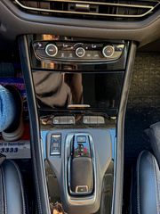 Opel Grandland X 2022 GS Line 1.2 Turbo S/S AT8 Business Elegance 5d-thumb-21
