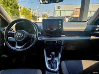 Toyota Yaris 2022 LIVE-thumb-12