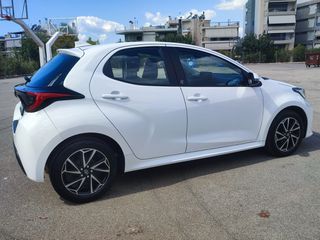 Toyota Yaris 2022 'TEAM D'-FULL LED-ΨHΦΙΑΚΑ ΟΡΓΑΝΑ-KAMΕΡΑ-ΖΑΝΤΕΣ 16'-125HP-thumb-13