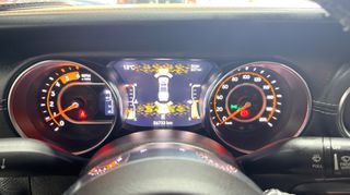Jeep Gladiator 2022 ΑΥΤΟΜΑΤΟ OVERLAND 4WD CRD 3.0 CAMERA KEYLESS ANAΛΥΣΗ ΦΠΑ-thumb-42