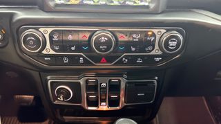 Jeep Gladiator 2022 ΑΥΤΟΜΑΤΟ OVERLAND 4WD CRD 3.0 CAMERA KEYLESS ANAΛΥΣΗ ΦΠΑ-thumb-53