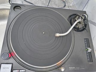 technics sl 1210 mk2-thumb-3