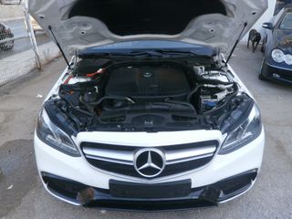 Mercedes-Benz E 300 2014-thumb-1