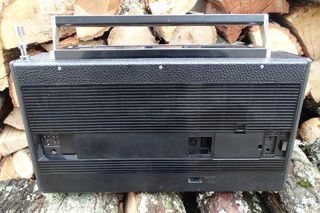 Grundig Satellit 2000. Made in Germany.-thumb-10