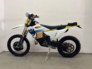 Husqvarna TE 2024 TE 150i ΣΑΝ ΚΑΙΝΟΥΡΓΙΟ!!! (ΤΒΙ) ΔΕΚΤΕΣ ΟΛΕΣ ΟΙ ΠΡΩΤΑΣΕΙΣ ΑΝΤ-thumb-1