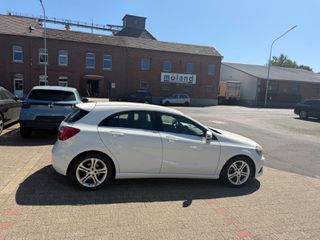Mercedes-Benz A 180 2014 12/2014-thumb-2