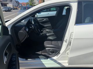 Mercedes-Benz A 180 2014 12/2014-thumb-8