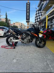 KTM 990 Supermoto 2008-thumb-4