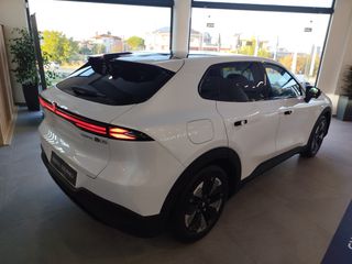 Changan Deepal S05 2026 ULTRA PANORAMIC PHEV-thumb-2