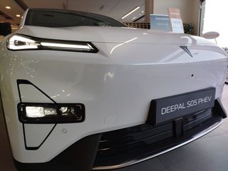 Changan Deepal S05 2026 ULTRA PANORAMIC PHEV-thumb-41