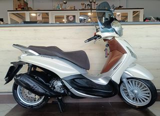 Piaggio Beverly 300i 2015 e M69
