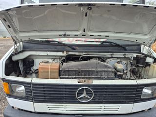 Κλούβα Mercedes-Benz 1990 709-thumb-50