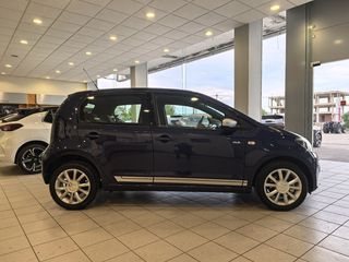 Volkswagen Up 2016 1.0 CLUB 5DR-thumb-1