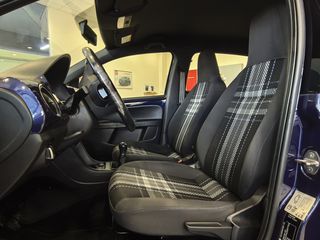 Volkswagen Up 2016 1.0 CLUB 5DR-thumb-13