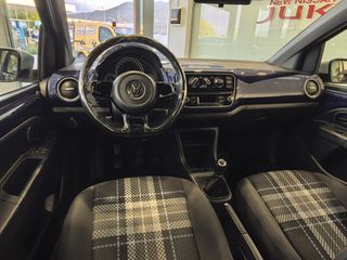 Volkswagen Up 2016 1.0 CLUB 5DR-thumb-15