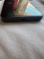 ASUS Zenfone 10-thumb-3