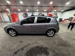 Opel Astra 2007-thumb-5
