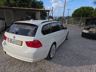 Bmw M1 2011-thumb-3