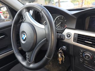 Bmw M1 2011-thumb-6