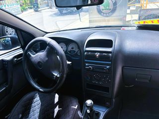Opel Astra 2002-thumb-6